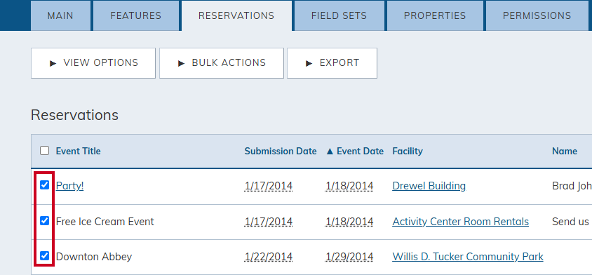 Three reservations were selected by clicking the checkboxes next to them.